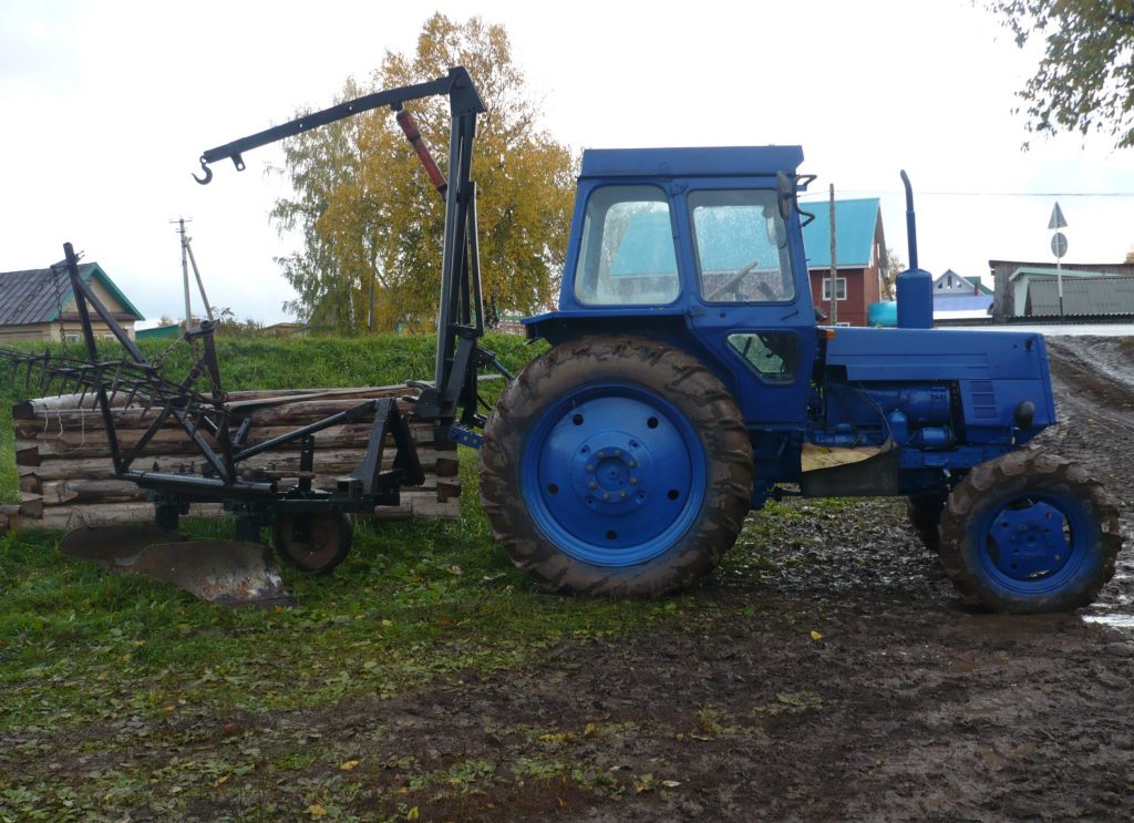 Права на трактор в Гороховце